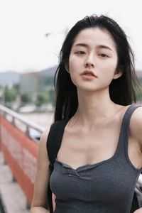 叶明叶红月