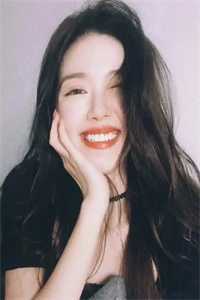 女主姜鸢也的名